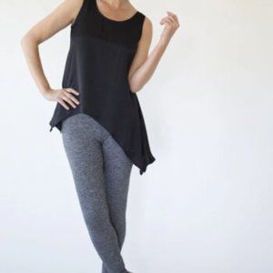 Women's Flowy Sleeveless Tunic Top for Leggings Tank Top T-Shirt Loose Fit